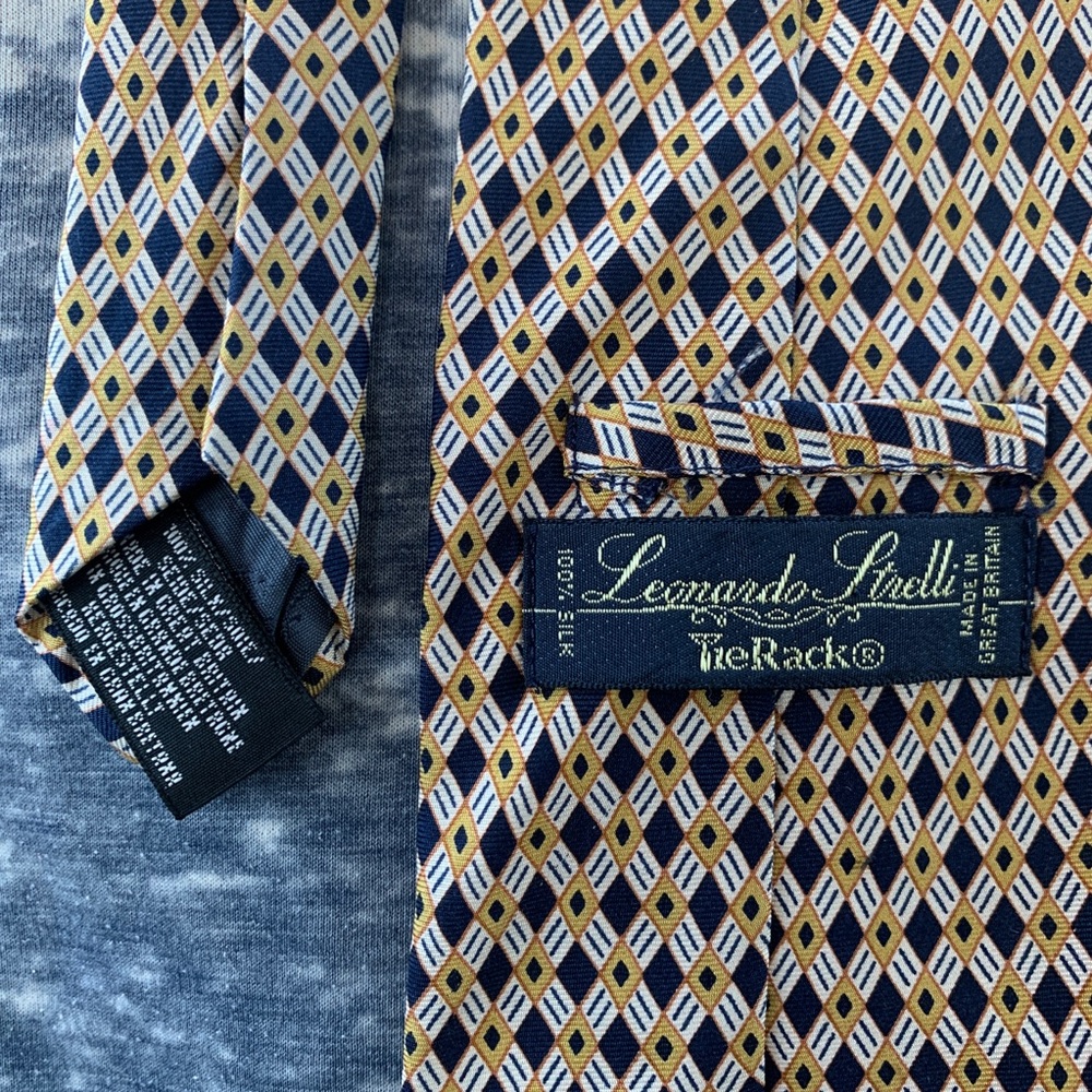 👔 necktie - Picture 2 of 2